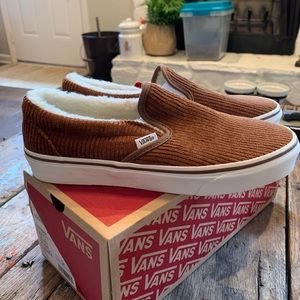 Women’s Tan Corduroy Slip-on Vans NWT Size 8.5